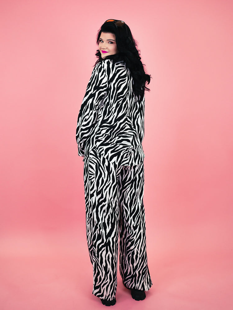 CAN'T BE TAMED MATCHING PANT SET